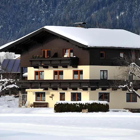 Haus Barbara مزرعة للإقامة